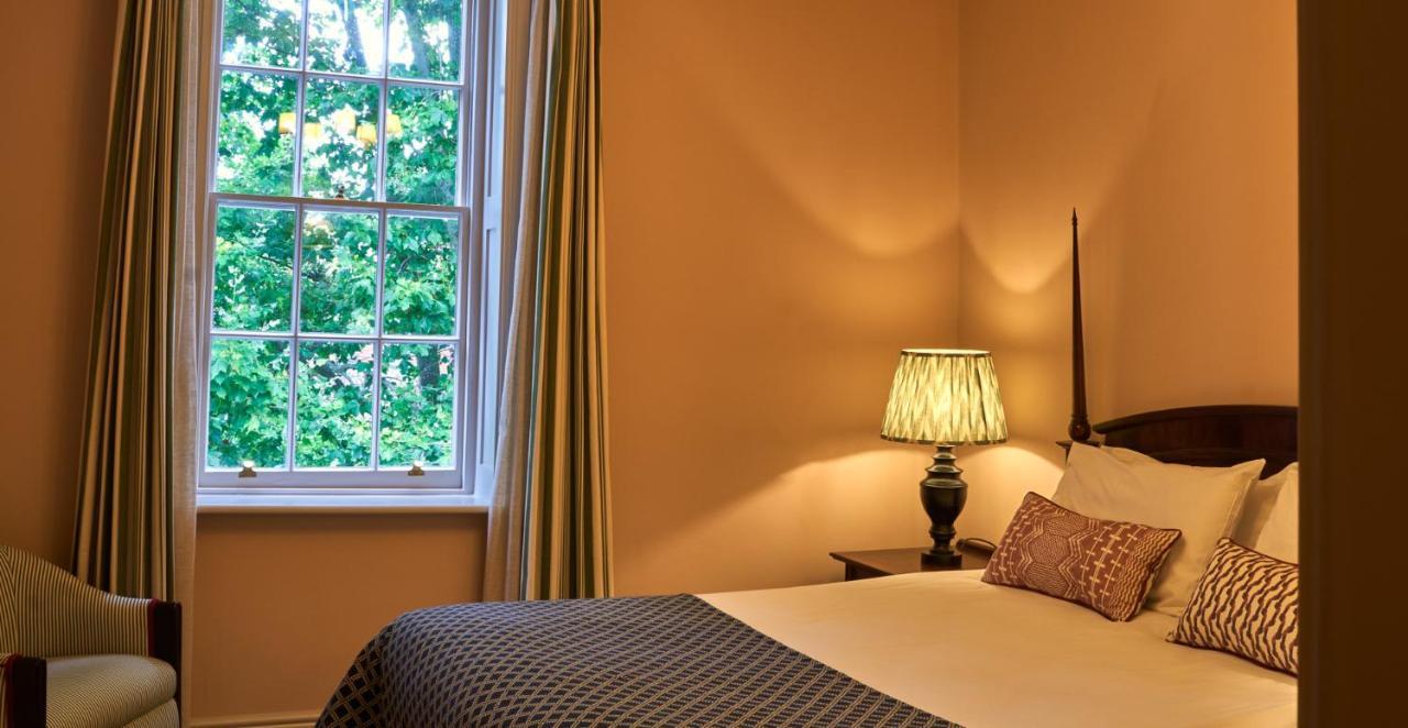 The Mitre, Hampton Court Отель 5*