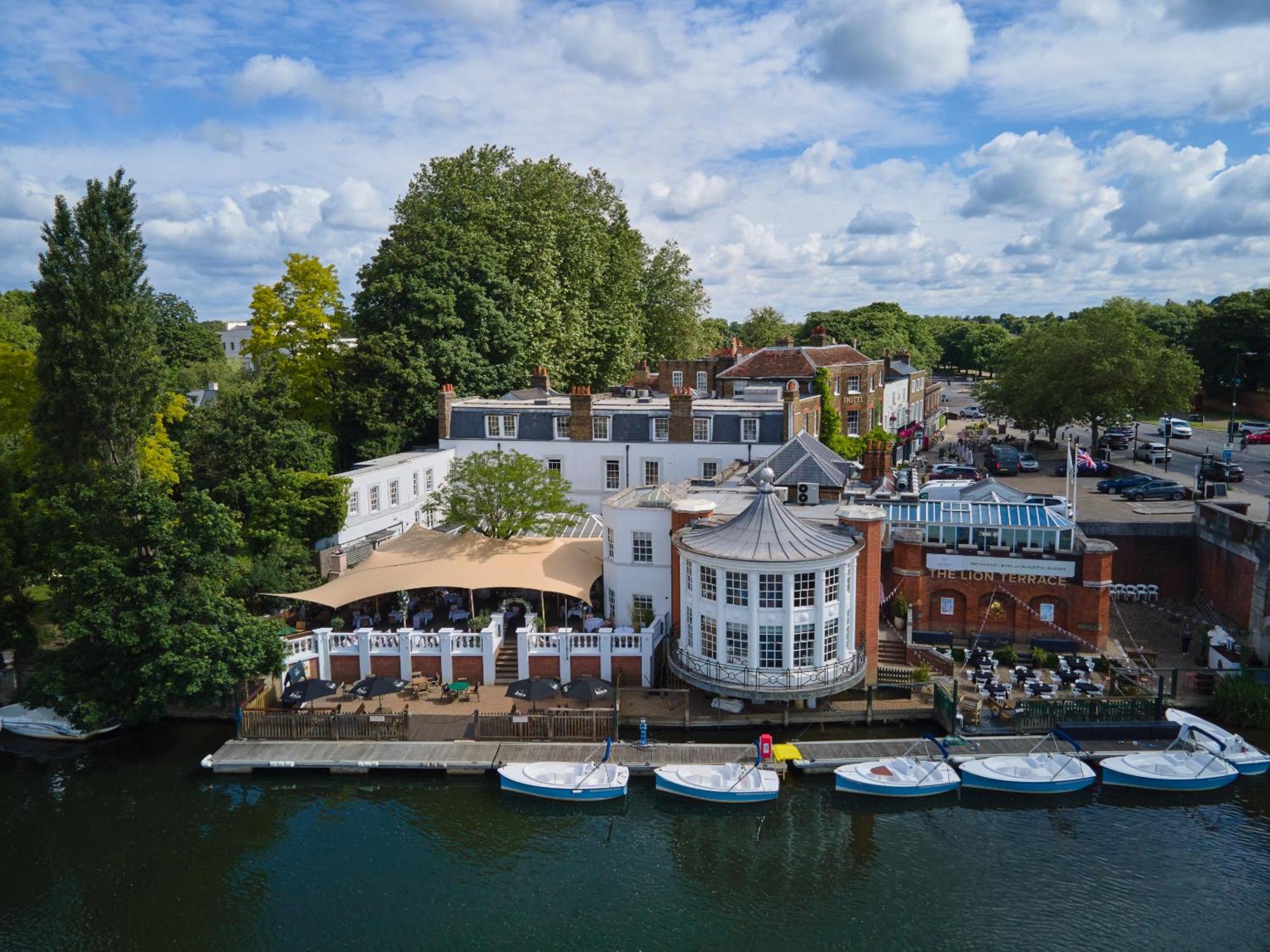 The Mitre, Hampton Court Отель