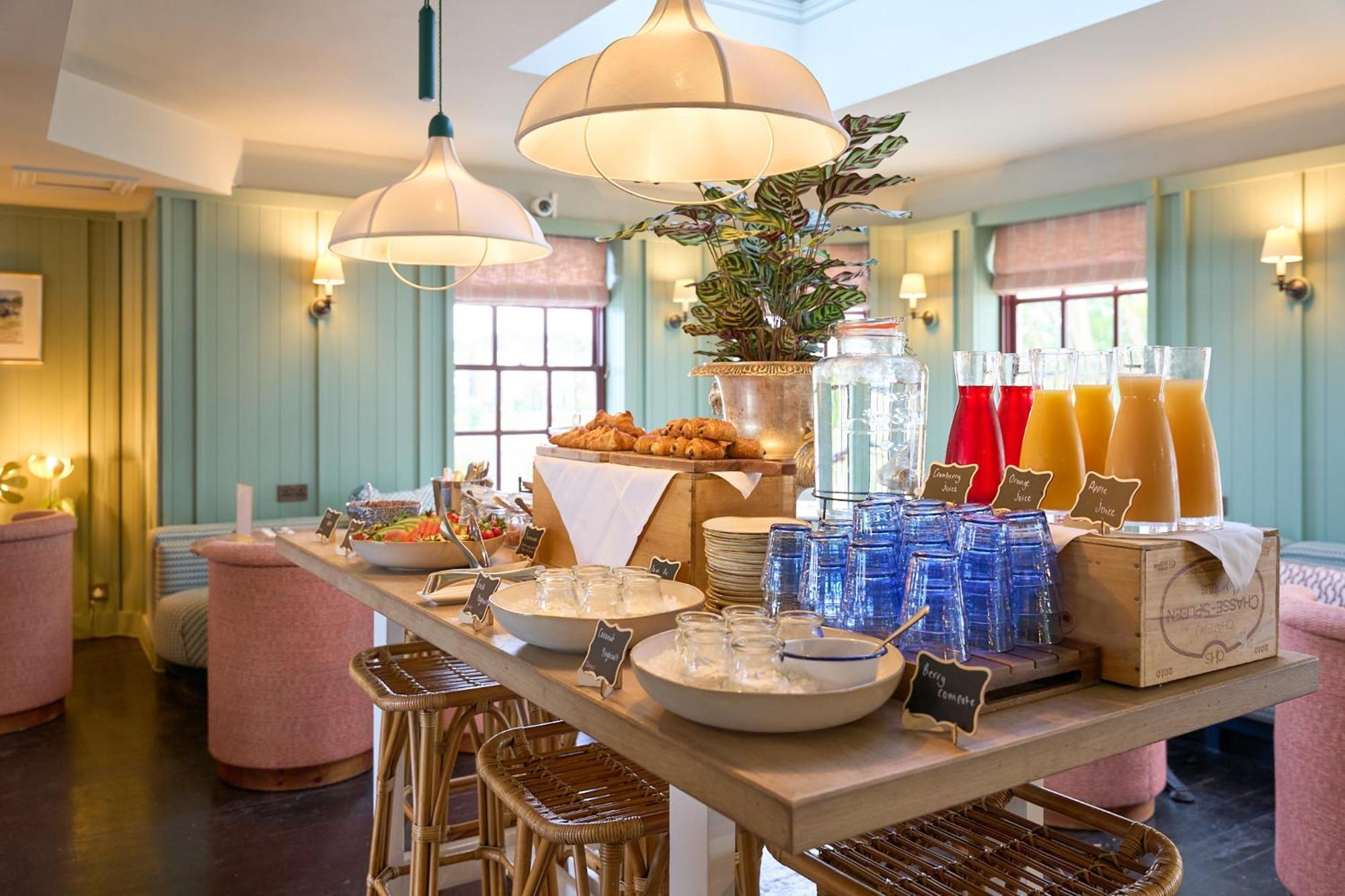 The Mitre, Hampton Court Отель